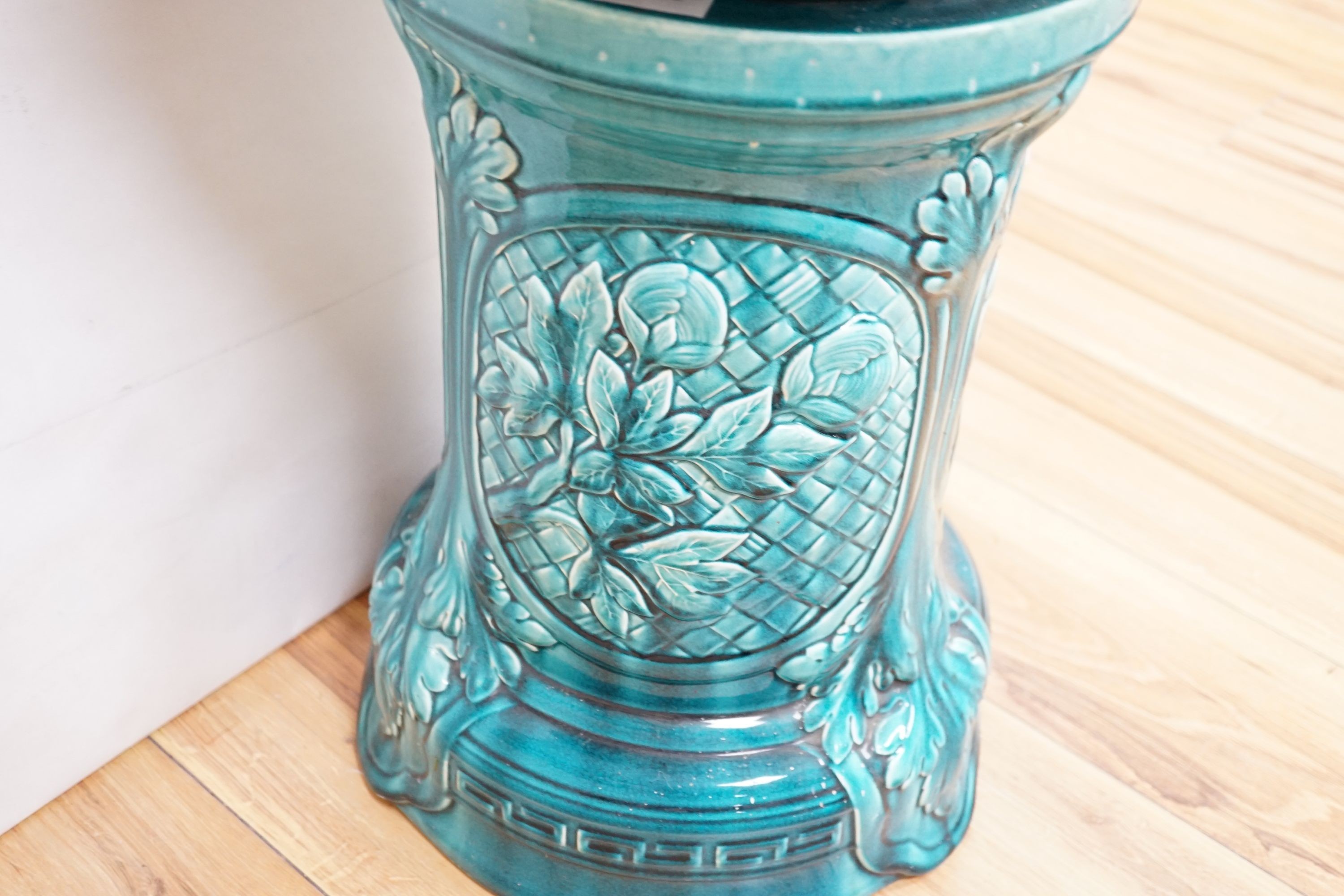 A Bretby turquoise-glazed jardiniere on pedestal 74cm